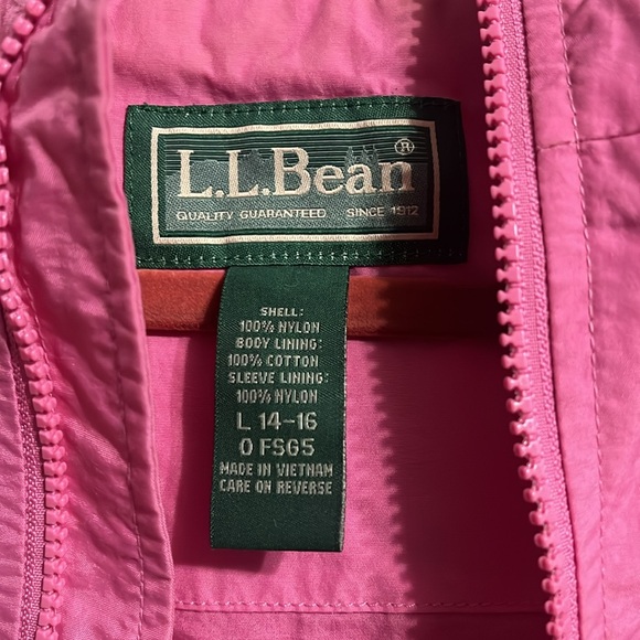 Pink L.L. Bean raincoat - Picture 2 of 6